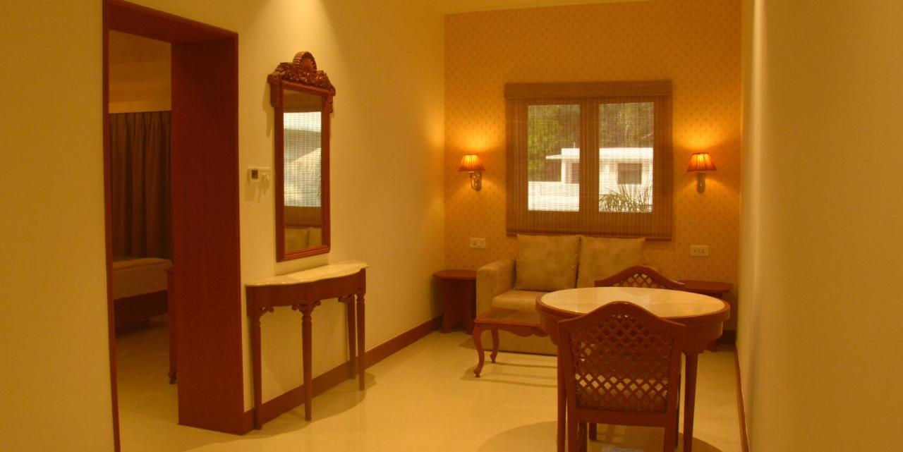 Hotel Chandela Khajurāho Exterior foto
